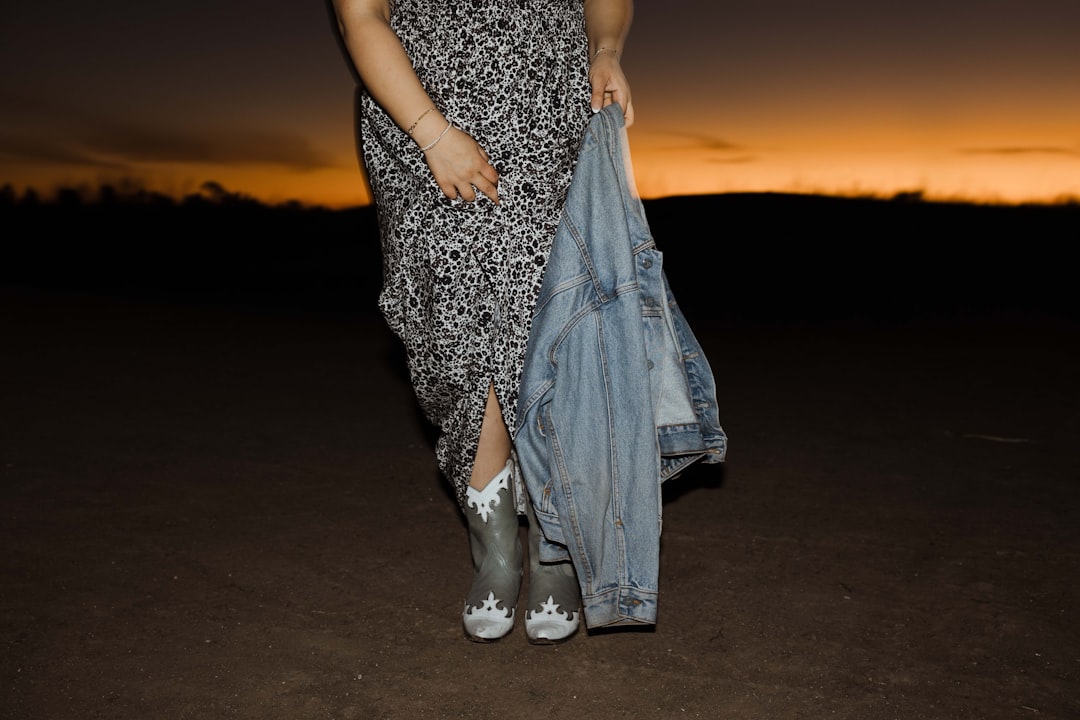 Black and White Cowgirl Boots: Styling Guide and Honest Picks
