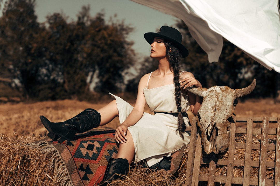 Cow Girl Boots: The Complete Buying Guide