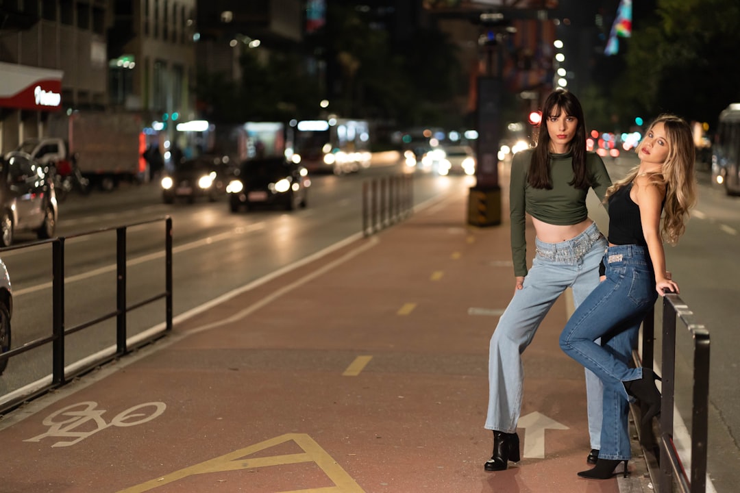 Frame Le High Flare Jeans: What to Know Before You Buy
