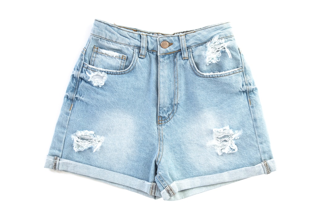 Madewell The Mom Jean Short