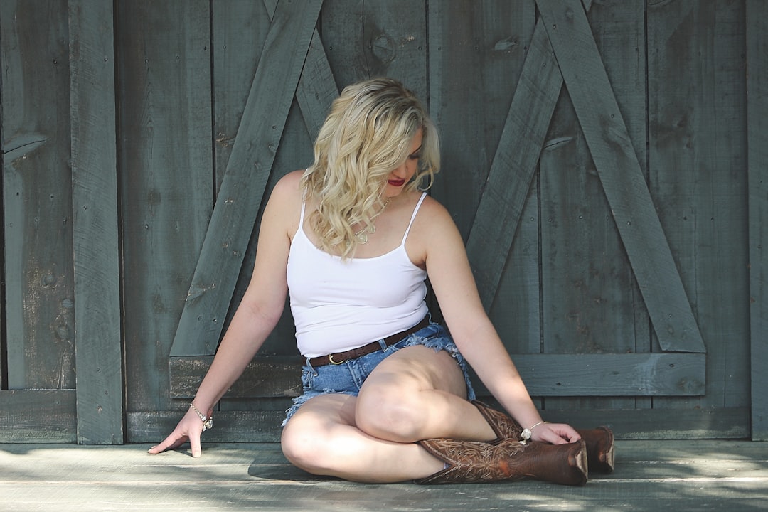 Short Cowgirl Boots: What to Know Before You Buy