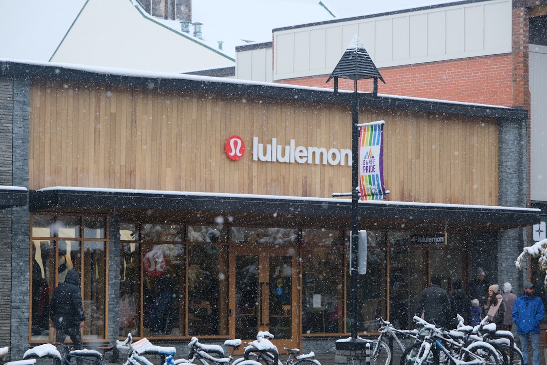 Wholesale Lululemon