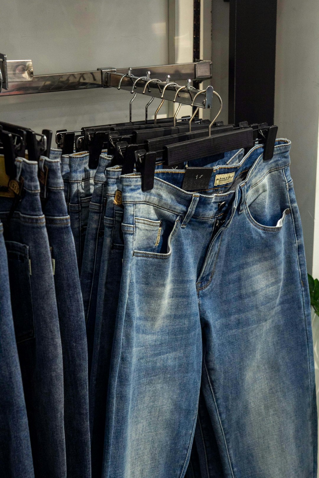 American Tall Jane Low-Rise Baggy Jean (34″ Inseam)